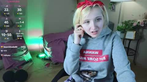 Milana online show from December 1, 2025, 10:09 am