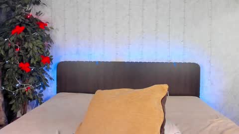 Milana online show from December 17, 2024, 11:17 am