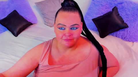 Lana online show from February 6, 2025, 10:43 pm