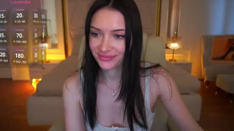 Snapshot of milanamusee chatting on May 17, 2026, 1:29 pm Milana online show from May 17, 2026, 1:29 pm