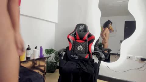 milanx2 online show from January 10, 2025, 3:07 am