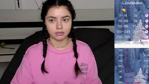 Snapshot of milania_hot_foxy chatting on December 14, 2024, 9:40 am Mila online show from December 14, 2024, 9:40 am