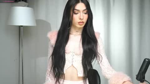 Snapshot of milansantana24 chatting on June 12, 2026, 1:37 am MILAN SANTANA online show from June 12, 2026, 1:37 am