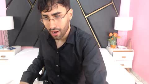 milanzaire online show from October 12, 2025, 12:31 am