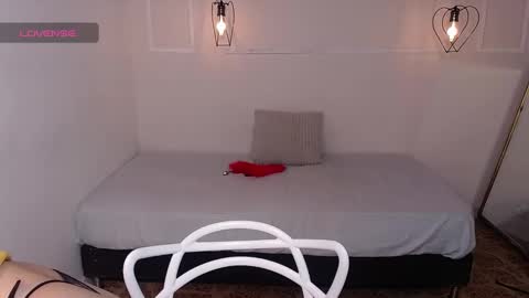 Mila Rose online show from February 25, 2025, 3:05 pm