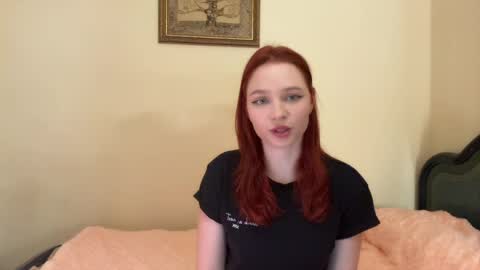 Snapshot of milav_ chatting on May 3, 2026, 12:55 pm Lana online show from May 3, 2026, 12:55 pm