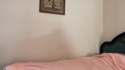 Snapshot of milav_ chatting on May 24, 2026, 2:00 pm Lana online show from May 24, 2026, 2:00 pm