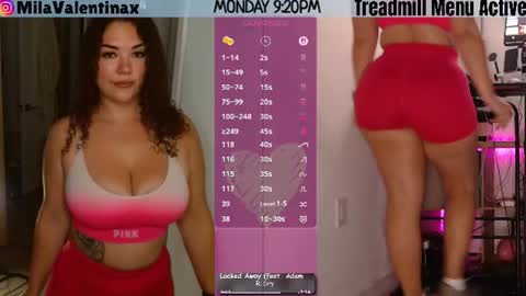 Snapshot of milavalentinax chatting on August 4, 2026, 1:20 am Mila Valentina online show from August 4, 2026, 1:20 am