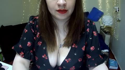 Milaxcute online show from May 26, 2026, 7:43 pm