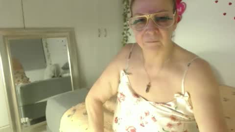 milchanell online show from February 14, 2026, 7:05 am