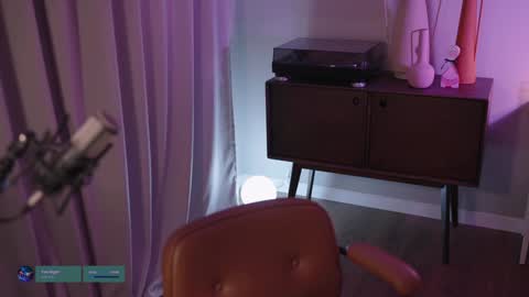 M  Telegram mamagotachannel online show from December 9, 2024, 6:03 pm