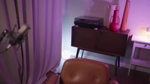 M  Telegram mamagotachannel online show from January 3, 2025, 4:06 pm