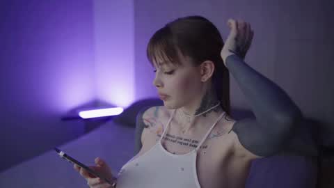 M  Telegram mamagotachannel online show from January 23, 2025, 10:43 am