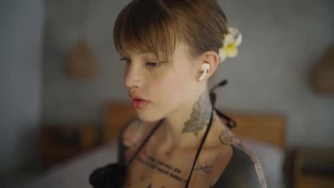 M  Telegram mamagotachannel online show from February 9, 2025, 8:22 am