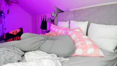 ALL MY LINKS -  online show from October 14, 2025, 4:13 am