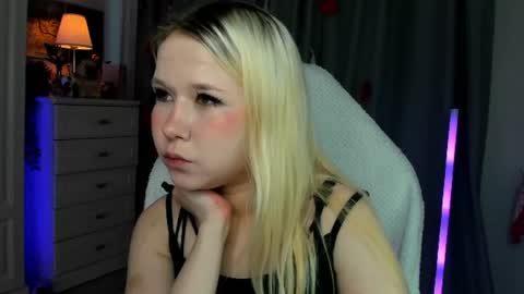 Mia online show from July 16, 2026, 9:37 am