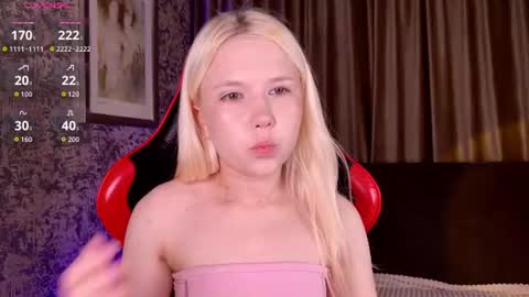 Mia online show from August 6, 2026, 3:25 pm