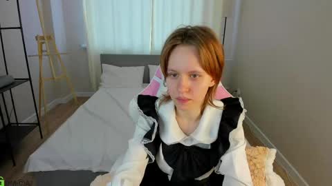 Milena online show from April 19, 2026, 1:38 am
