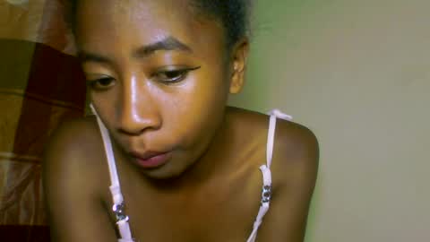 Snapshot of milennah chatting on June 16, 2026, 10:51 am milennah online show from June 16, 2026, 10:51 am
