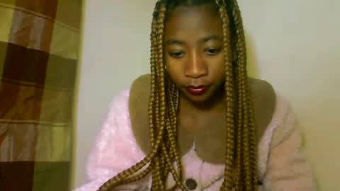 Snapshot of milennah chatting on June 29, 2026, 4:29 pm milennah online show from June 29, 2026, 4:29 pm