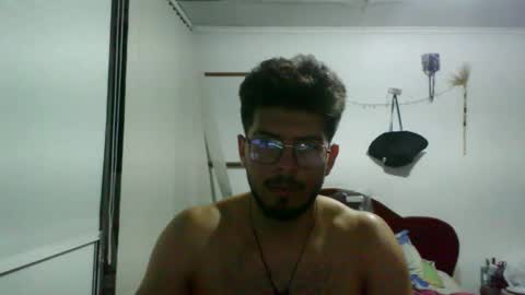 mileslennon online show from January 10, 2026, 4:58 am