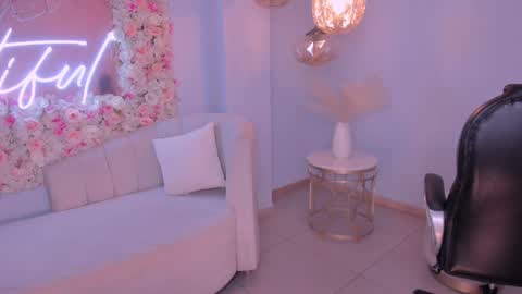 Miley Cruz  IG miley model23 online show from December 7, 2024, 9:39 am