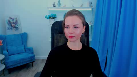 mileygloss online show from November 17, 2025, 11:27 am