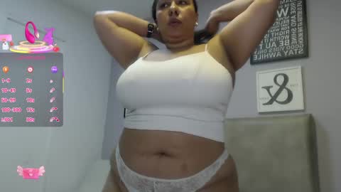 MileyHudson online show from May 19, 2026, 4:19 am