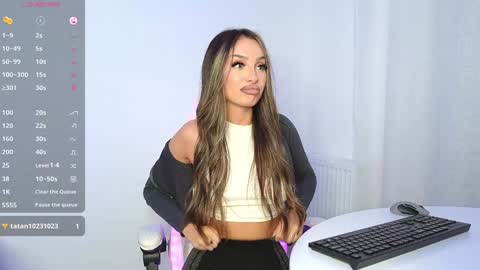 Miley Sin online show from December 11, 2024, 6:52 pm