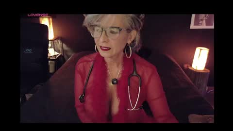 Snapshot of milf_ette chatting on June 7, 2026, 4:55 pm Fabiola online show from June 7, 2026, 4:55 pm