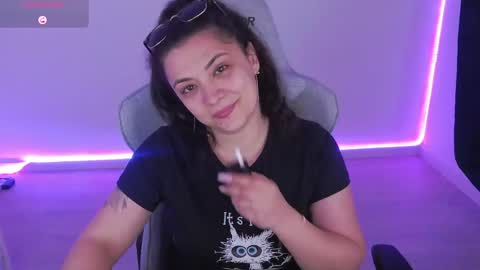 Snapshot of milf_isa chatting on April 12, 2026, 3:06 pm Isabelle online show from April 12, 2026, 3:06 pm