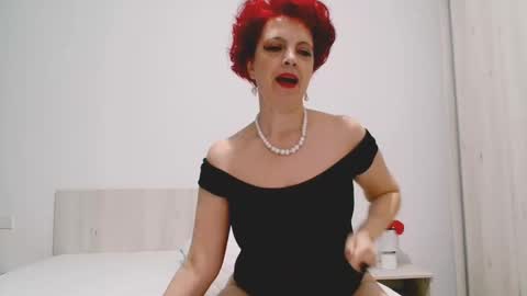 Milfsupreme online show from December 12, 2024, 3:37 pm