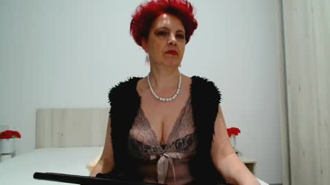 Milfsupreme online show from March 1, 2025, 3:49 pm