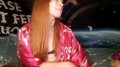 Mia online show from February 16, 2025, 9:27 pm