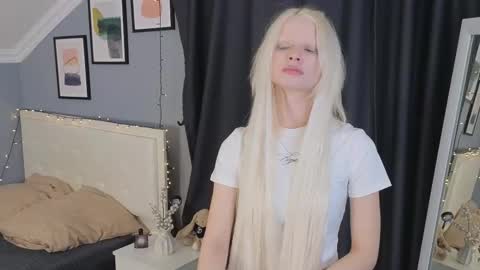 Eva online show from March 11, 2026, 11:38 am