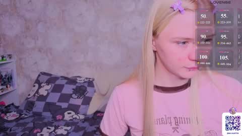 Snapshot of miliameow chatting on May 5, 2026, 11:13 pm Milia online show from May 5, 2026, 11:13 pm
