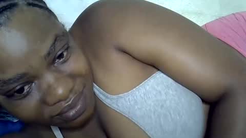 Snapshot of milk_titz chatting on January 8, 2025, 10:37 am kinwity online show from January 8, 2025, 10:37 am