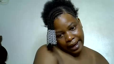 Snapshot of milk_titz chatting on January 12, 2025, 2:09 pm kinwity online show from January 12, 2025, 2:09 pm