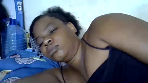 Snapshot of milk_titz chatting on January 15, 2025, 11:00 am kinwity online show from January 15, 2025, 11:00 am