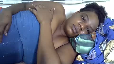 Snapshot of milk_titz chatting on January 18, 2025, 4:48 am kinwity online show from January 18, 2025, 4:48 am