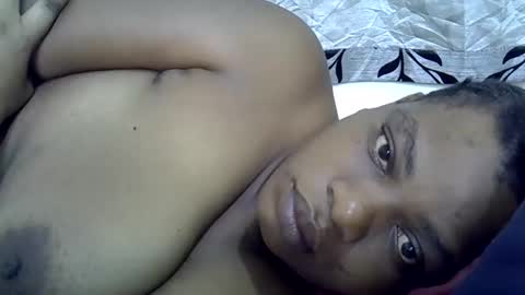Snapshot of milk_titz chatting on January 25, 2025, 8:53 am kinwity online show from January 25, 2025, 8:53 am