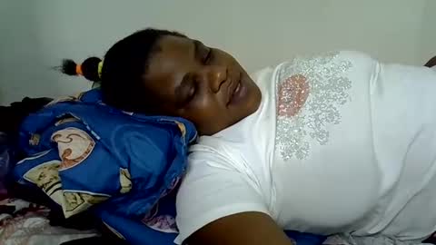 Snapshot of milk_titz chatting on January 31, 2025, 1:34 pm kinwity online show from January 31, 2025, 1:34 pm