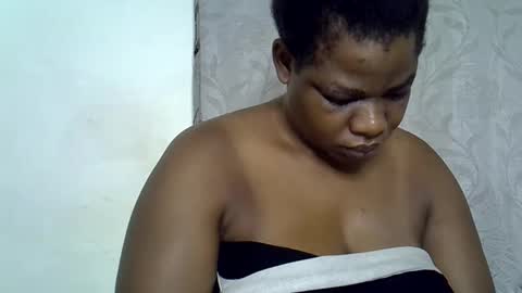 Snapshot of milk_titz chatting on February 1, 2025, 1:55 am kinwity online show from February 1, 2025, 1:55 am