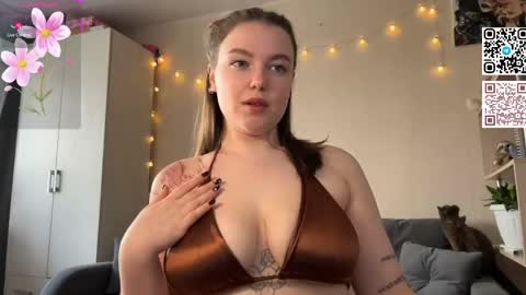 KiteNext stream  0300-0900UTS5 online show from April 19, 2026, 2:55 am