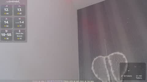 Amira online show from December 6, 2024, 4:28 pm