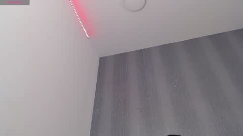 Amira online show from February 8, 2025, 7:49 pm