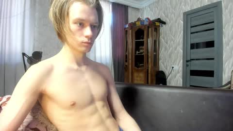 Isaac online show from January 7, 2026, 7:11 am