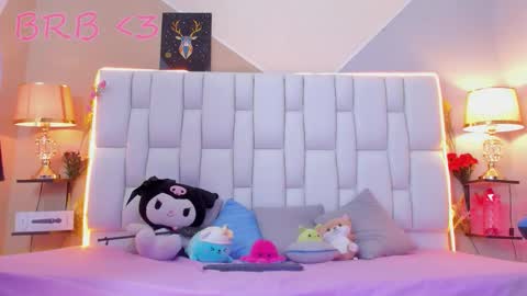 Michelle  online show from September 29, 2025, 12:21 pm