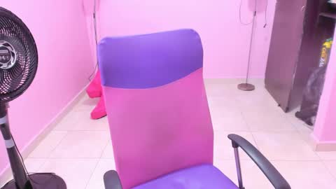 vale online show from December 6, 2024, 1:33 pm