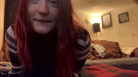Snapshot of milky_mamaz chatting on December 25, 2024, 7:34 pm Milkymama online show from December 25, 2024, 7:34 pm